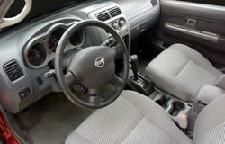 Nissan Frontier - interior