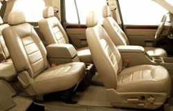 2004 Ford Explorer interior