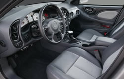 2004 Pontiac Bonneville interior