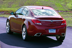 Dual Exhaust outlets integrated into the rear fascia